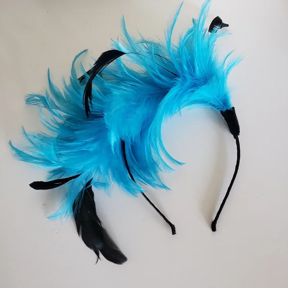 Feather headband. - Picture 2 of 2